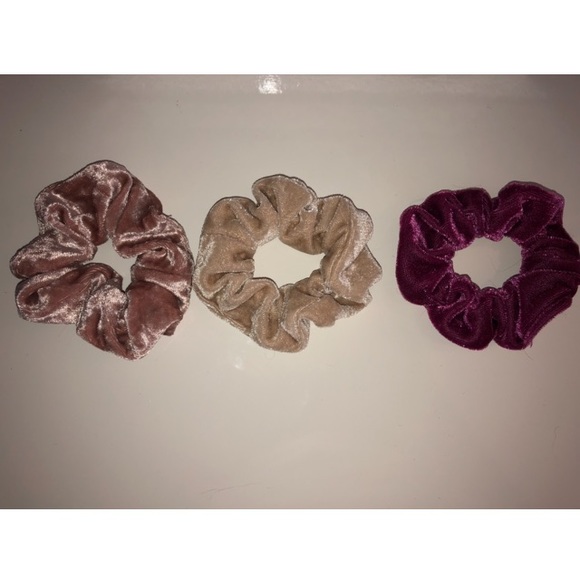 pack of three scrunchies - Picture 2 of 2